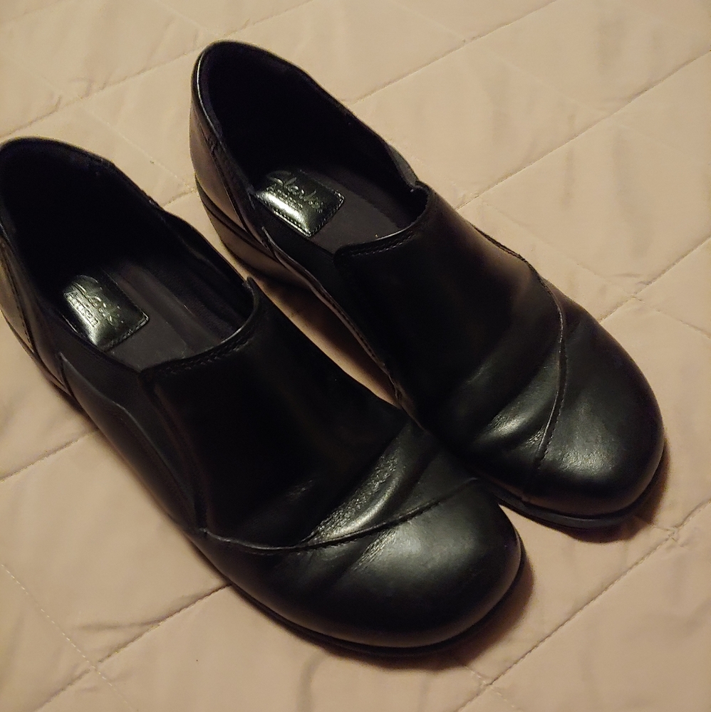 Black Clarks shoes